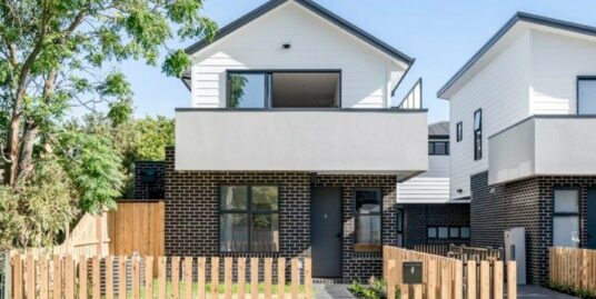 Unit 4/13 Milton Ct, Heidelberg Heights VIC 3081 | TOWN HOUSE